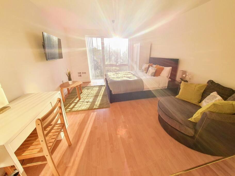 Contemporary Modern Studio Apartment - City Centre Μπέρμιγχαμ Εξωτερικό φωτογραφία